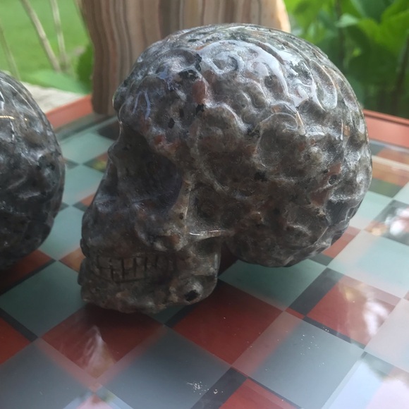 Natural Yooperlite Hand Carved Skull - Picture 4 of 11